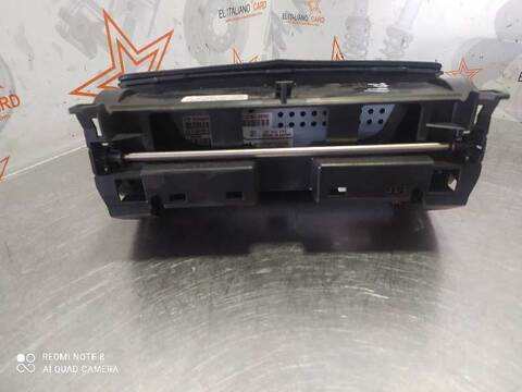 Foto 2ª: Pantalla Multifuncion Mercedes Clase C 160 C 220 CDI 204.008) BERLINA 170CV 125KW [646811] (2008)