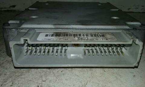 Foto 3ª: Centralita Motor ECU Ford Focus TREND BERLINA 131CV 96KW [EDDC] (1999)