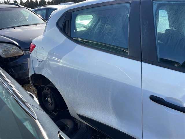 Foto 2ª: Puerta Trasera Derecha Renault Clio 1.1 GASOLINA 73cv [D4FD7] (2017)