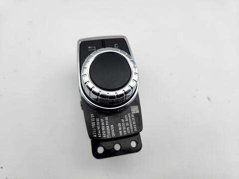 Foto 4ª: Mando Multifuncion Mercedes Clase B 150 B 180 CDI BE 246.200) 109CV 80KW [651901] (2013)