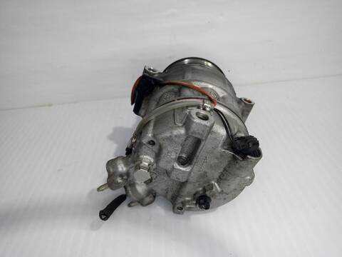 Foto 2ª: Compresor Aire Acondicionado Jaguar E Pace 2.0 D150 AWD 150CV X540) [204DTD(AJ20D4) 204DTF(AJ20D4)] (2017)