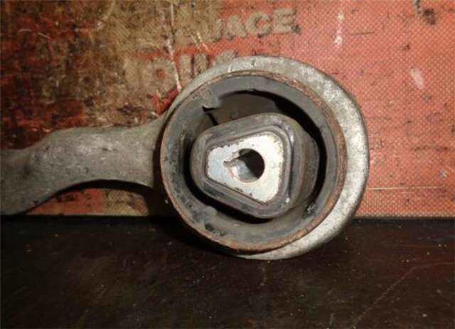 Foto 2ª: Brazo Suspension Delantero Derecho Bmw Serie 1 114 2.0 118D [2.0 LTR. - 105 KW TURBODIESEL CAT] [N47 D20 C]