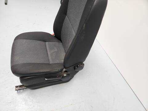 Foto 3ª: Asiento Delantero Izquierdo Mercedes Sprinter 310/313/316 CDI 906.135) 129CV 95KW [651955 EURO5] (2010)