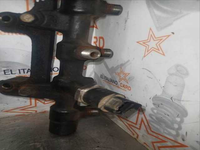 Foto 3ª: Rampa Inyectora Hyundai Terracan 2.9 CRDI GL 150CV 110KW [J3] (2003)