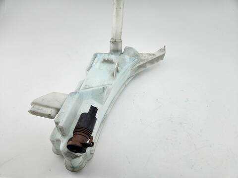 Foto 2ª: Deposito Limpiaparabrisas Renault Arkana TECHNO 140CV 103KW [H5HE4] (2023)