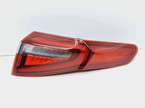 Foto 4ª: Piloto Trasero Derecho Alfa Romeo Stelvio EXECUTIVE 4WD 209CV 154KW [55271838] (2017)