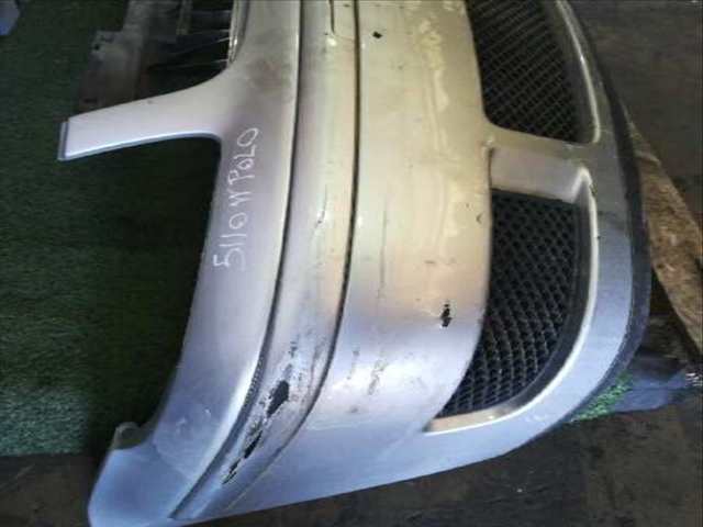 Foto 3ª: Paragolpes Delantero Volkswagen Polo TRENDLINE BERLINA 64CV 47KW [ASX] (2000)