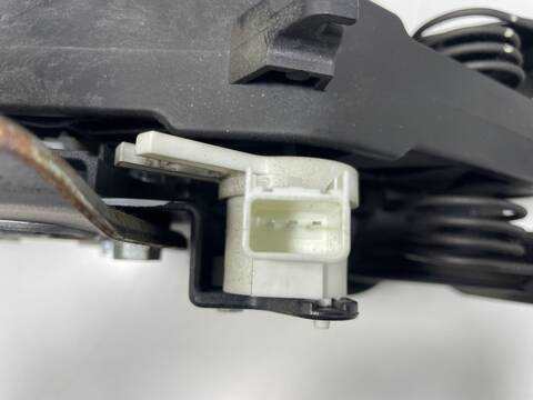 Foto 3ª: Pedal Freno Opel Insignia A20DTH BERLINA (2010)