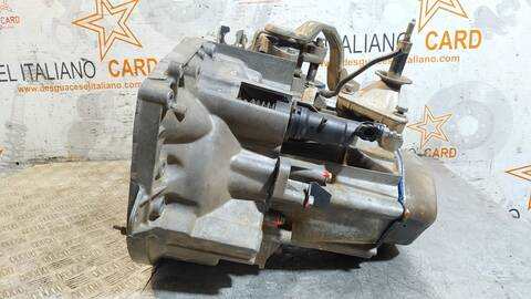 Foto 3ª: Caja Cambios Fiat Scudo 1.9 TD - 2.0 JTD EL FURG. 94CV 69KW [RHX] (2001)