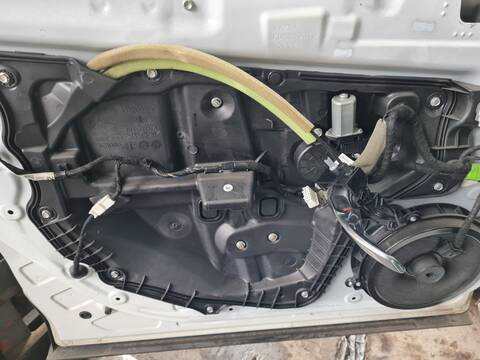 Elevalunas Eléctrico Delantero Izquierdo Mazda CX5 LUXURY 4WD