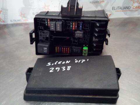 Foto 2ª: Caja Reles Fusibles Seat Leon STYLE 116CV 85KW [DDY] (2017)