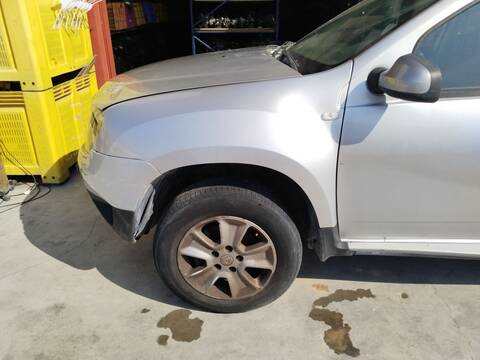 Foto 2ª: Aleta Delantera Izquierda Dacia Duster K9K G6 (2016)