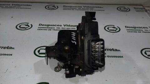 Foto 2ª: Cerradura Puerta Delantera Derecha Ford Focus TREND BERLINA 115CV 85KW [KKDA] (2007)