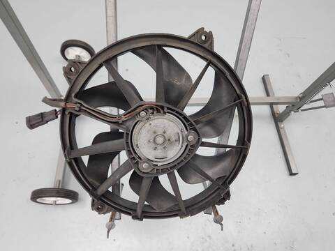 Foto 2ª: Electroventilador Peugeot Expert 2.0 HDI 130 128CV 94KW FURGONETA [RH02] (2014)