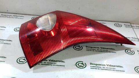 Foto 2ª: Piloto Trasero Derecho Renault Megane 1.9 DCI DIESEL 120CV 88KW FAMILIAR II FAMILIAR [F9QB8] (2005)