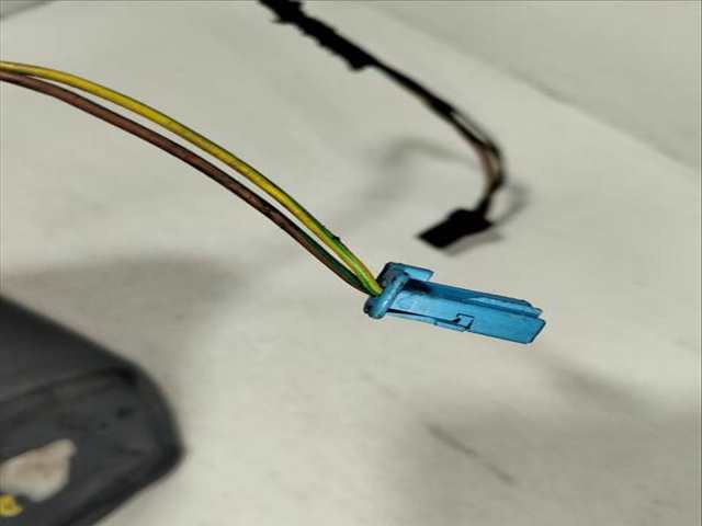 Foto 2ª: Retrovisor Izquierdo Citroen C4 EXCLUSIVE 1 16V HDI FAP 109CV [9H01] (2006)