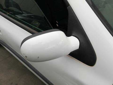 Retrovisor Derecho Renault Clio D7F726