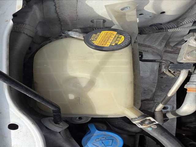 Deposito Expansion Toyota Auris HYBRID ACTIVE 136CV 100KW