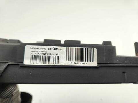 Foto 3ª: Caja Reles Fusibles Citroen DS5 SPORT 181CV 133KW [AH02] (2014)