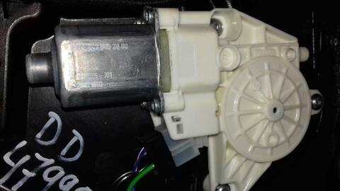 Foto 2ª: Elevalunas Eléctrico Delantero Derecho Mercedes Vito 114/116 CDI 119 CDI/BT 4MATIC KOMPAKT 447.701) 190CV 140KW [651950] (2014)