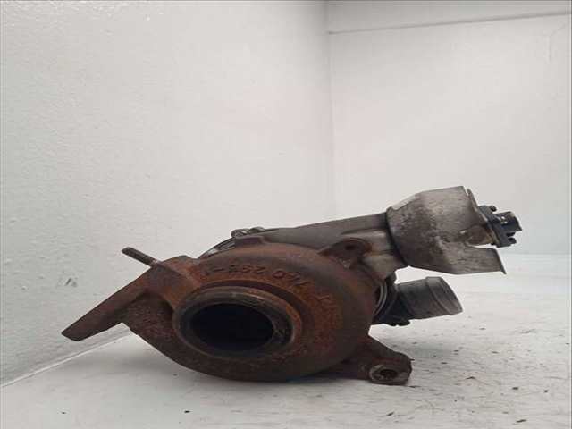 Foto 2ª: Turbocompresor Volvo S40 2.0 D 136CV 100KW [D 4204 T] (2006)