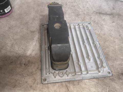 Foto 2ª: Centralita Motor ECU Ford Fiesta FXJB (2002)