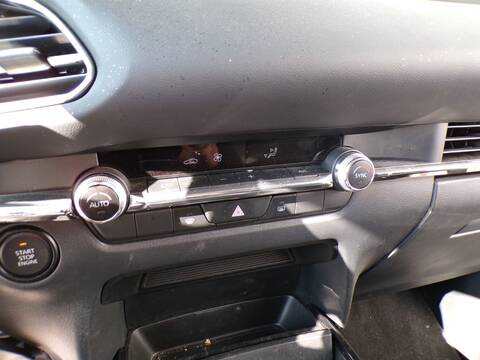 Mando Climatizador Mazda CX-30 PE