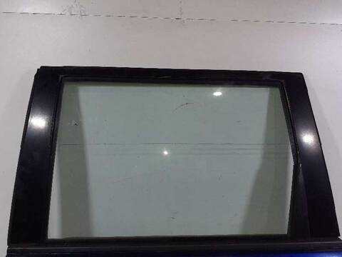 Foto 3ª: Puerta Trasera Izquierda Nissan X-Trail 2.2 16V TD CAT 114CV 84KW T30) [YD22ETI] (2002)