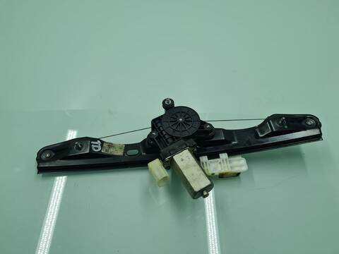 Elevalunas Manual Trasero Derecho Bmw Serie 3 315 330D 258CV 190KW