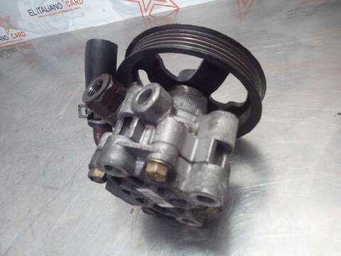 Foto 2ª: Bomba de Direccion Toyota Avensis 2.0 D4-D EXECUTIVE SEDAN 4-PTAS) BERLINA 116CV 85KW [1CDFTV] (2003)