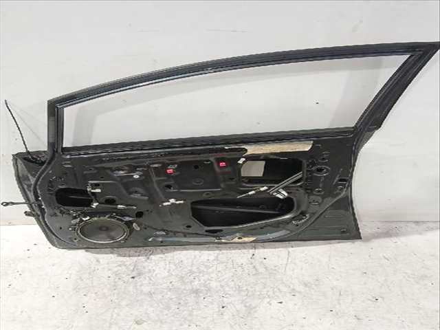 Foto 3ª: Puerta Delantera Derecha Toyota Auris 1.6 ZRE151_) 124CV [1ZR-FE] (2006)