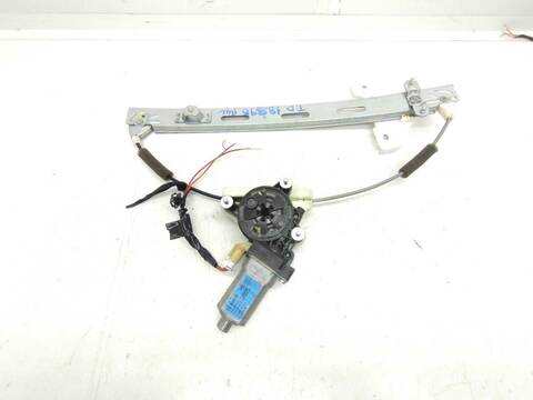 Elevalunas Manual Trasero Derecho Hyundai i20 1.2 16V CAT 84CV 62KW