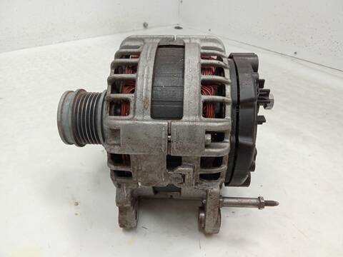 Foto 4ª: Alternador Volkswagen Golf 2.0 TDI 116CV 85KW [DSUD,DXRC,DTRB,DTRD] (2022)