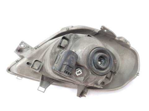 Foto 2ª: Faro Derecho Renault Trafic 1.9 DCI 100 FL0C) 101CV 74KW FURGONETA [F9Q760] (2005)