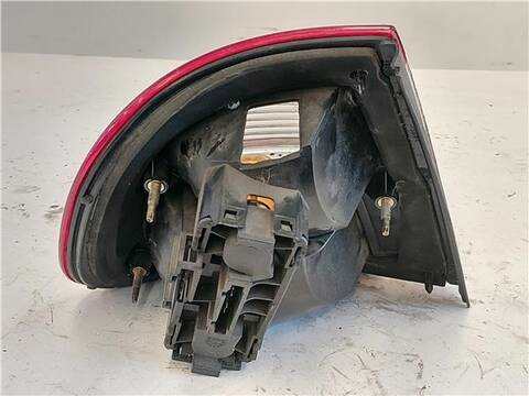 Foto 2ª: Piloto Trasero Derecho Seat Cordoba 1.4 BERLINA 75CV 55KW [AUA] (2001)
