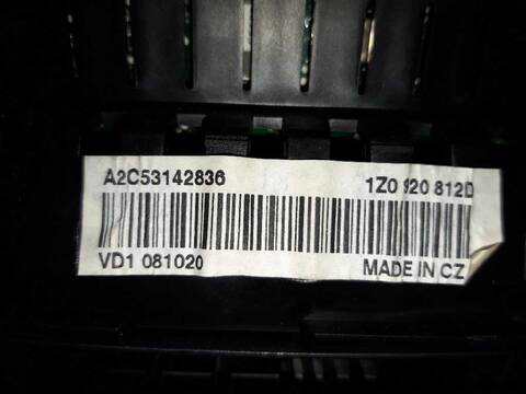 Foto 3ª: Cuadro de Instrumentos Skoda Octavia 1.9 TDI DPF BERLINA 105CV 77KW [BXE] (2008)