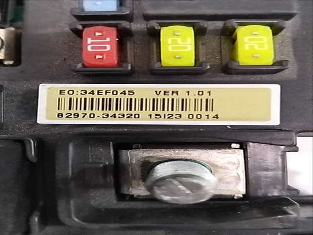 Foto 3ª: Caja Reles Fusibles Ssangyong Korando LIMITED 4X2 178CV (2010)
