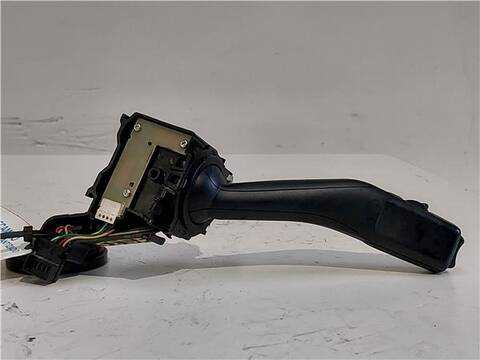 Foto 2ª: Mando Multifuncion Seat Leon 2.0 TDI 16V 140CV 103KW [BKD] (2006)