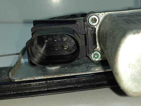 Foto 3ª: Elevalunas Manual Trasero Derecho Bmw Serie 3 315 N47D20C BERLINA (2007)