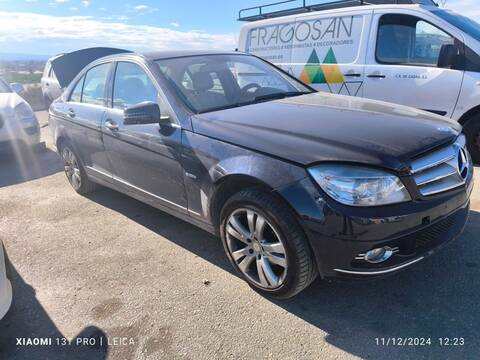 Foto 2ª: Aleta Delantera Derecha Mercedes Clase C 160 C 200 CDI 204.007) BERLINA 136CV 100KW [651913] (2010)