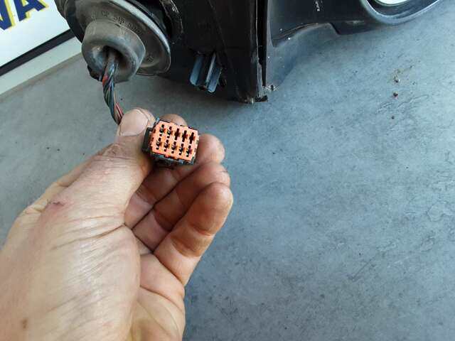 Foto 2ª: Retrovisor Derecho Peugeot 206 1.1 8V60CV [HFX] (2010)