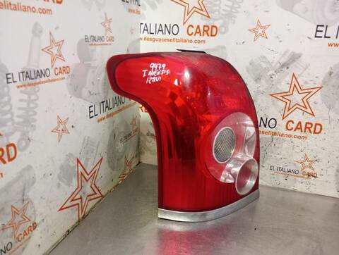 Foto 2ª: Piloto Trasero Izquierdo Toyota Avensis 1.8 SOL 129CV 95KW [1ZZFE] (2007)