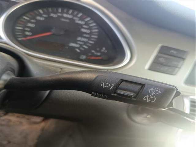 Foto 2ª: Mando Luces Audi Q7 3.0 TDI 232CV 171KW (2006)