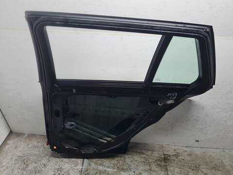 Foto 2ª: Puerta Trasera Derecha Mercedes Clase C 160 220 T CDI 204.208) 170CV 125KW FAMILIAR [OM646811] (2009)