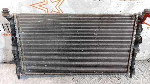 Foto 1ª: Radiador Motor Ford Focus AMBIENTE D) BERLINA 116CV 85KW [KKDA] (2006)