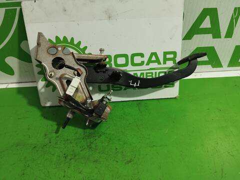 Foto 1ª: Pedal Embrague Kia Carnival 2.9 CRDI CAT 185CV 136KW [J3] (2009)
