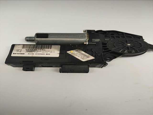 Foto 2ª: Elevalunas Eléctrico Delantero Derecho Peugeot 307 2.0 HDI 66KW [RHY] (2005)