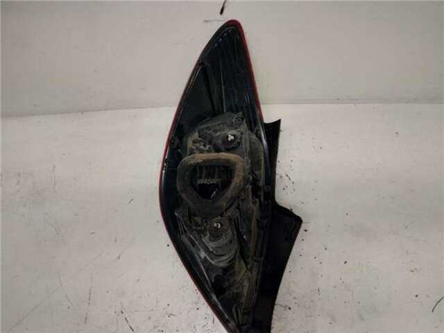 Foto 2ª: Piloto Trasero Derecho Opel Corsa 1.3 16V CDTI (75 CV) [Z13DTJ]
