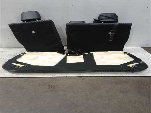 Foto 2ª: Asientos Traseros Toyota Yaris 1.5 HYBRID MXPH11) 92CV [M15A-FXE] (2020)