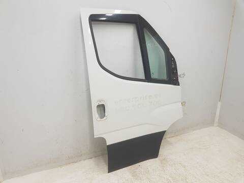 Foto 2ª: Puerta Delantera Derecha Iveco Daily FG H2 BATALLA 3520 35 S V (2019)